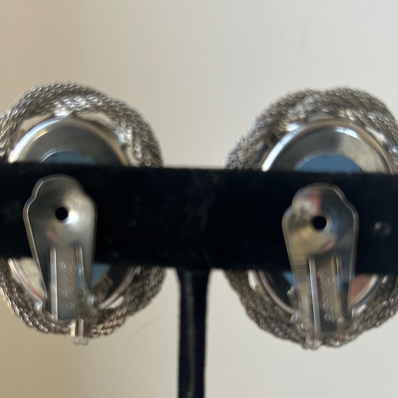 Vintage Carnegie Clip Earrings Blue Faceted Glass Silver Signed Large Oval - Picture 7 of 11